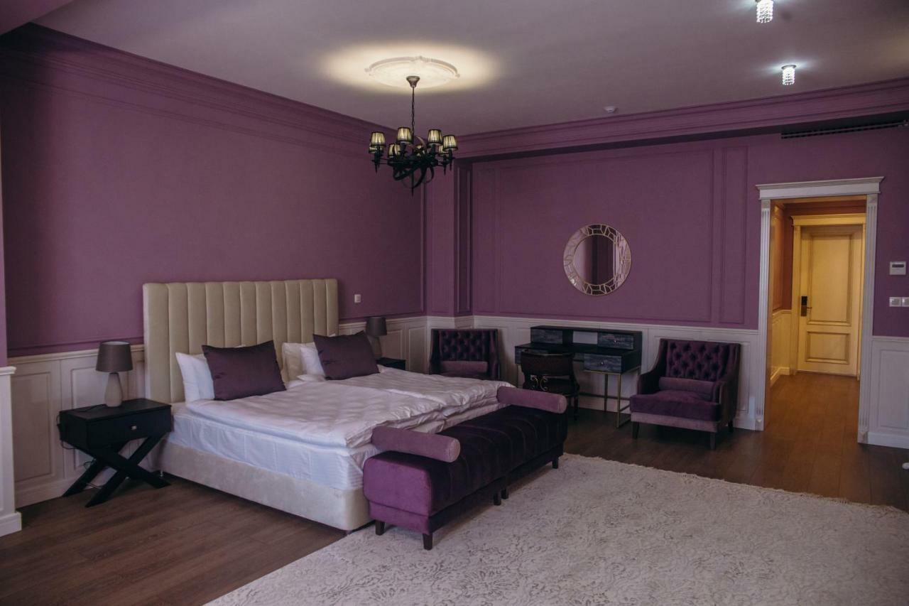Hotel Royal Bv Ustʼ-Kamenogorsk Exteriér fotografie